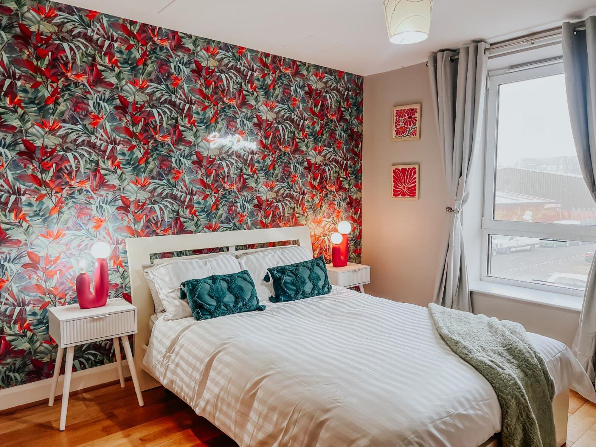 Whitehall Square Apartments- Queen'S Quarters Белфаст Экстерьер фото